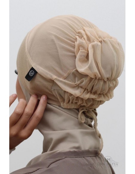 Bonnet lightness – Umm Hafsa