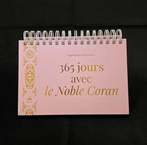 Calendrier Chevalet 365 jours avec le Noble Coran – Sagesses et méditations (rose)