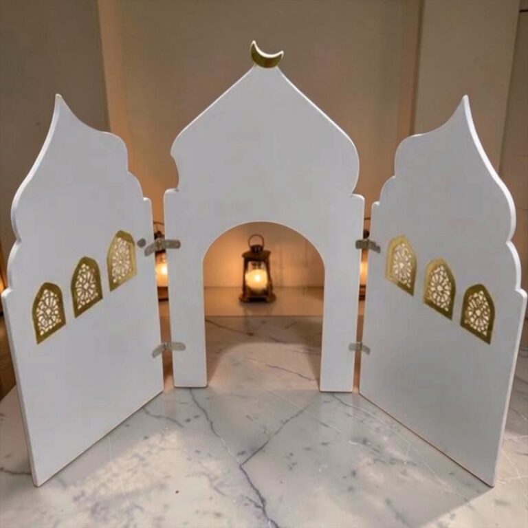 Mihrab triple en bois pliable