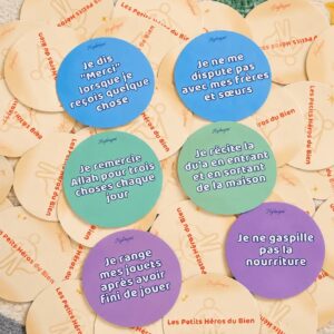 Alternative view of Les Petits Héros du Bien - jeu de carte